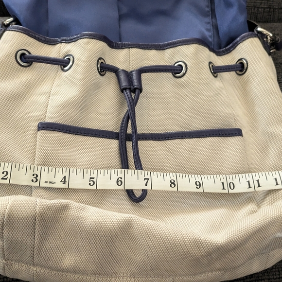 COACH BUCKET CREAM/NAVY LEATHER TRIM HOBO BAG. - Picture 14 of 16